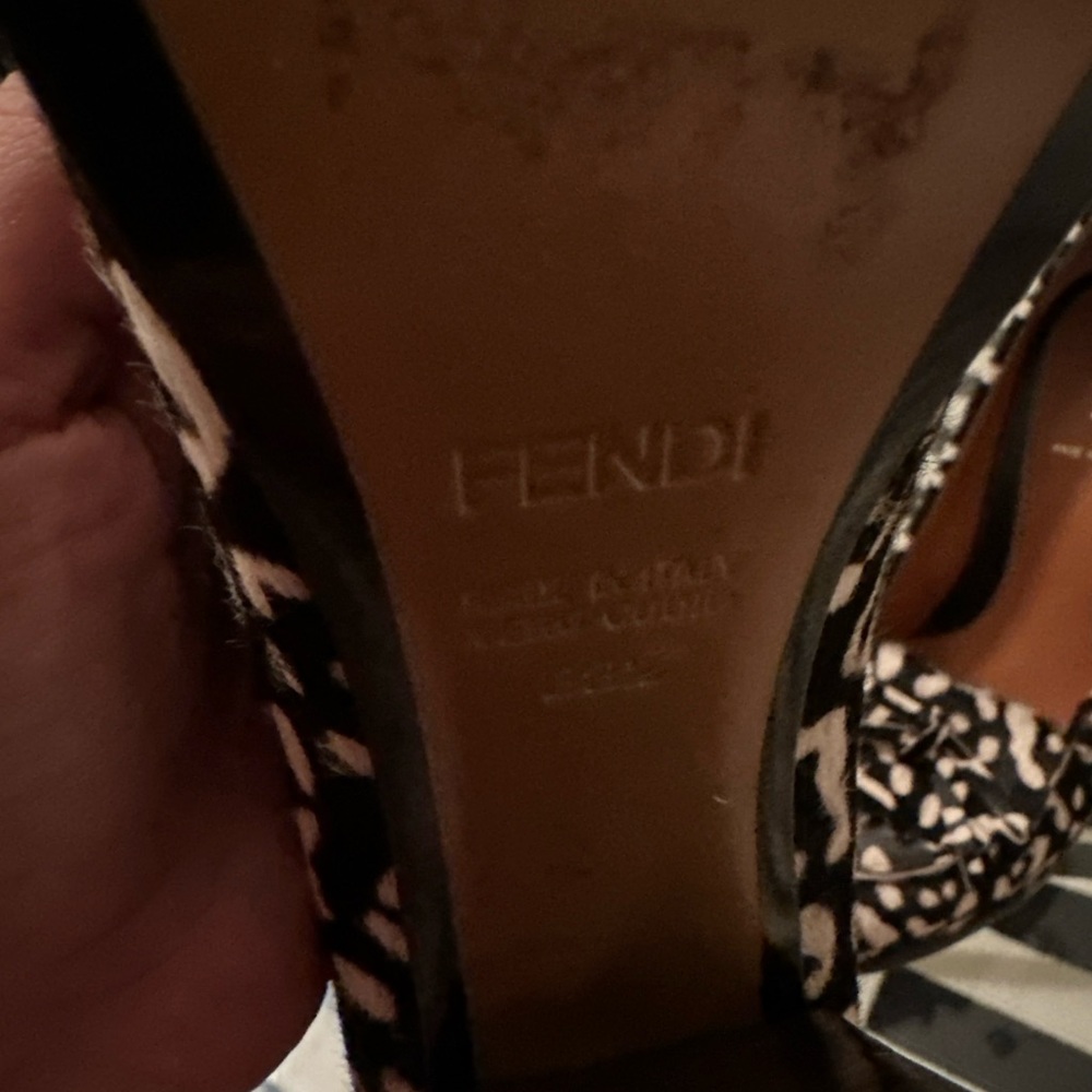 Authentic Fendi Pony hair heels Size 38.5 or 7.5 US. - Picture 7 of 7